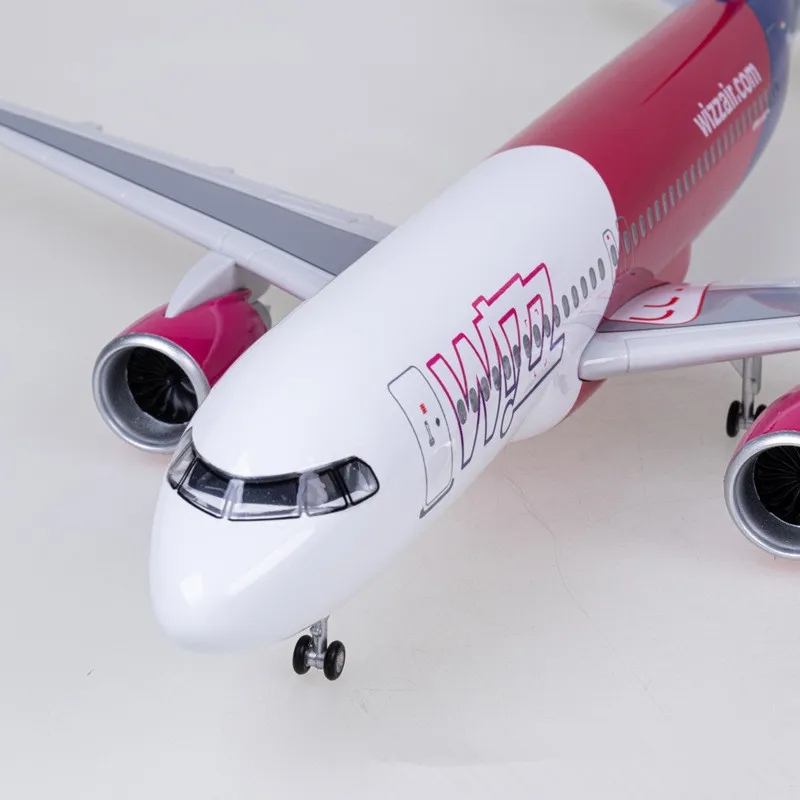 Wizzair Plane Model 47cm 1/80  - Resin Art For Kids 리뷰 및 가격